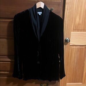 J. Jill Black Velvet Women's Blazer With Chiffon Neckline - Classic Elegant